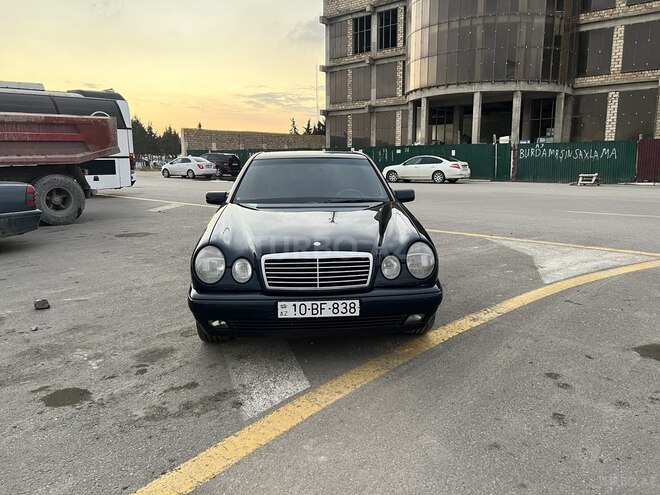 Mercedes E 220 1998, 253,695 km - 2.2 л - Sumqayıt