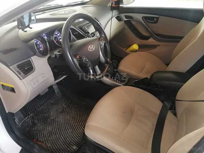 Hyundai Elantra 2014, 118,836 km - 1.8 l - Beyləqan