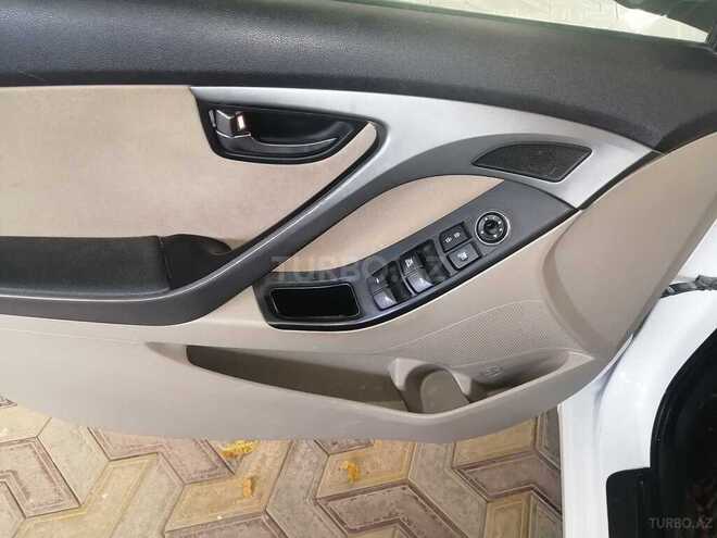 Hyundai Elantra 2014, 118,836 km - 1.8 l - Beyləqan
