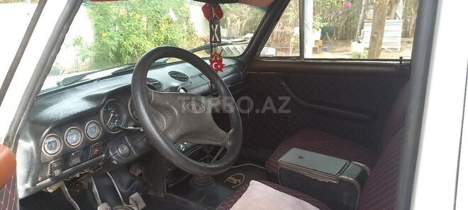 LADA (VAZ) 2106 1978, 180,756 km - 1.3 л - Saatlı