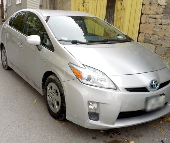 Toyota Prius 2012, 209,215 km - 1.8 l - Göyçay