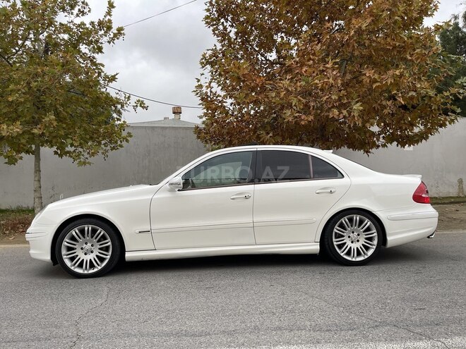 Mercedes E 240 2003, 270,000 km - 2.6 l - Bakı