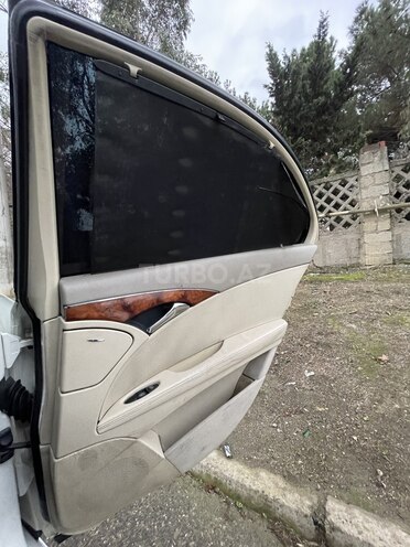 Mercedes E 240 2003, 270,000 km - 2.6 l - Bakı