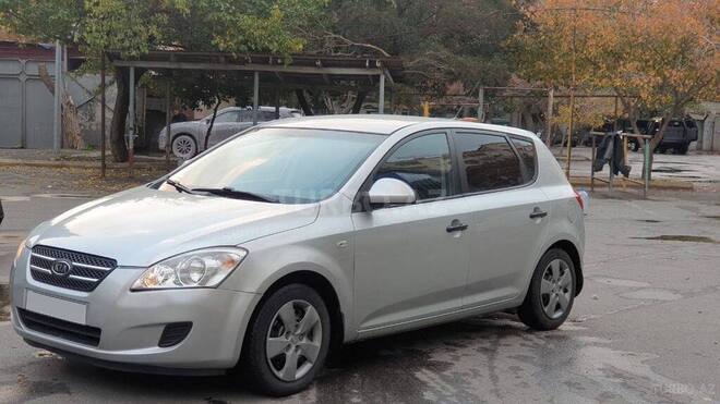 Kia Ceed 2007, 207,000 km - 1.4 l - Bakı
