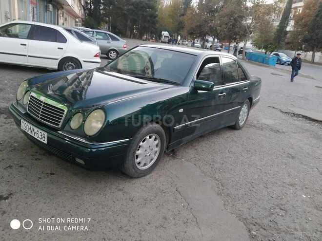 Mercedes E 200 1998, 330,000 km - 2.0 l - Gəncə