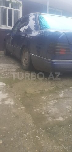 Mercedes E 300 1991, 256,953 km - 3.0 l - İmişli