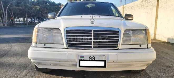 Mercedes E 220 1994, 400,000 km - 2.2 l - Bakı