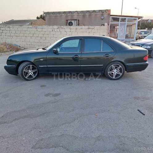 Mercedes E 240 1999, 370,000 km - 2.4 l - Bakı
