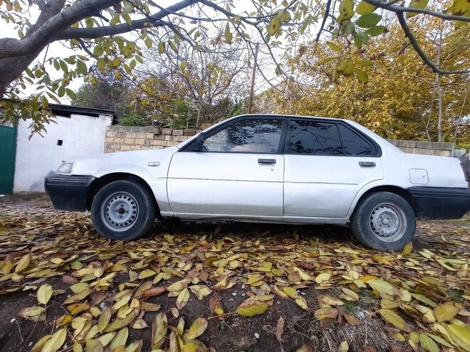 Nissan Sunny 1990, 270,000 km - 1.6 л - Şamaxı
