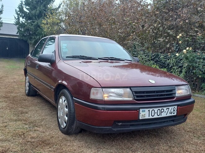 Opel Vectra 1993, 353,000 km - 2.0 l - Zaqatala