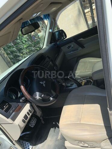 Mitsubishi Pajero 2008, 255,000 km - 3.8 l - Bakı