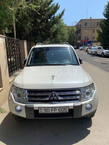 Mitsubishi Pajero 2008, 255,000 km - 3.8 l - Bakı