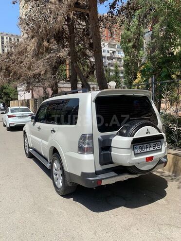 Mitsubishi Pajero 2008, 255,000 km - 3.8 l - Bakı