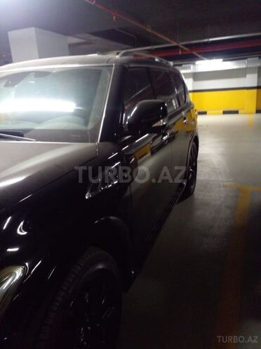 Infiniti QX56 2010, 256,000 km - 5.6 l - Bakı
