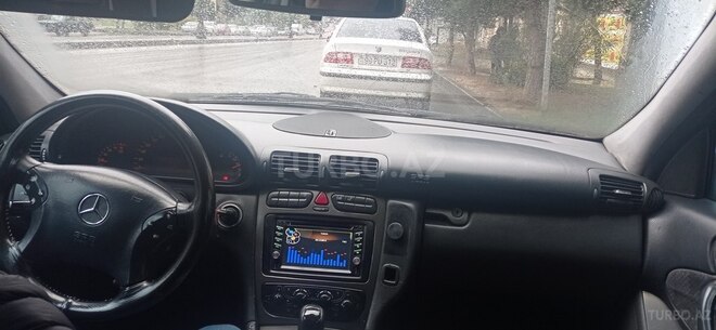 Mercedes C 220 2002, 370,000 km - 2.2 l - Bakı