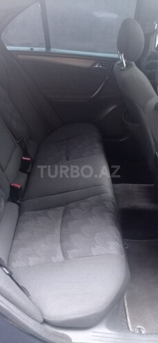 Mercedes C 220 2002, 370,000 km - 2.2 l - Bakı
