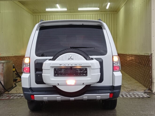 Mitsubishi Pajero 2007, 253,000 km - 3.0 l - Bakı