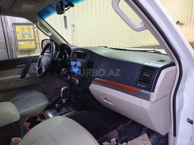 Mitsubishi Pajero 2007, 253,000 km - 3.0 l - Bakı