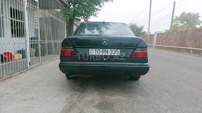 Mercedes E 250 1992, 555,600 km - 2.5 l - Bakı