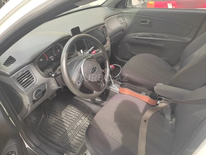 Kia Rio 2010, 140,000 km - 1.5 l - Bakı