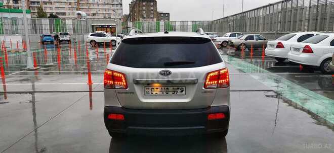 Kia Sorento 2011, 275,000 km - 2.0 l - Bakı