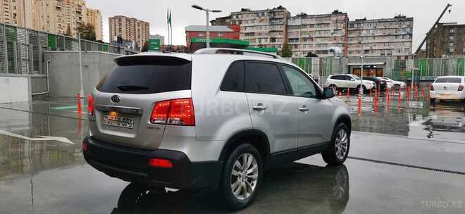 Kia Sorento 2011, 275,000 km - 2.0 l - Bakı
