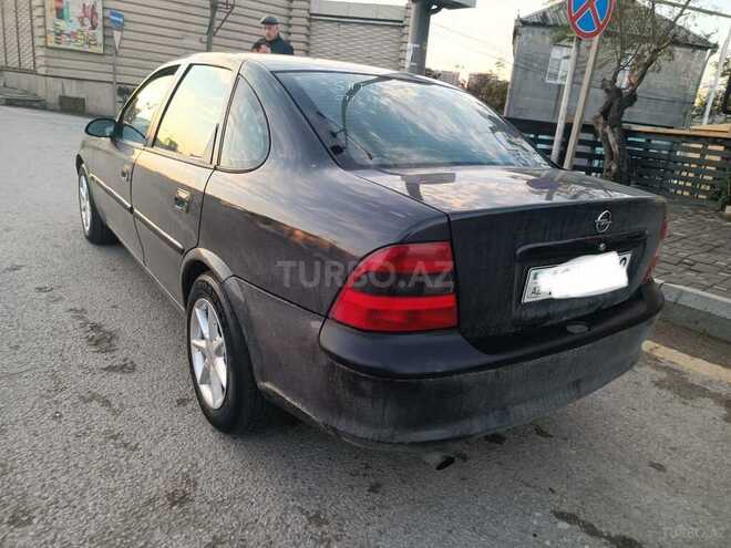 Opel Vectra 1995, 350,000 km - 1.8 л - Bakı