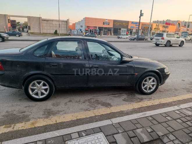 Opel Vectra 1995, 350,000 km - 1.8 л - Bakı
