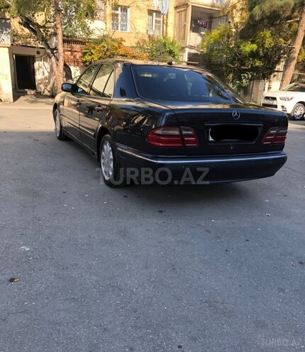 Mercedes E 240 1999, 455,000 km - 2.4 l - Bakı