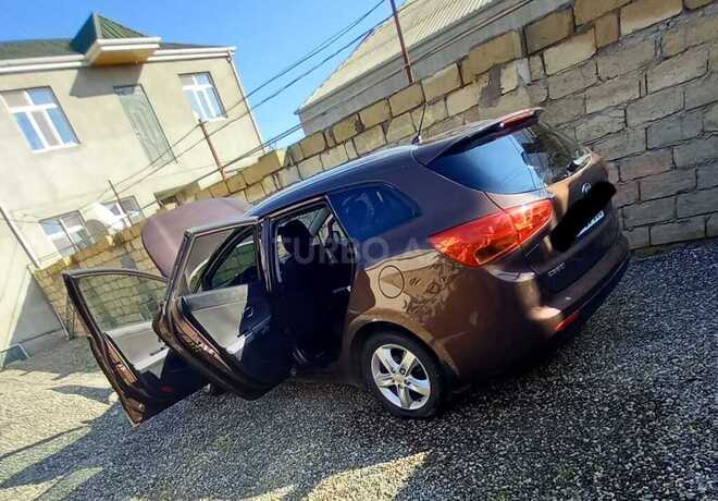 Kia Ceed 2013, 190,000 km - 1.4 l - Bakı