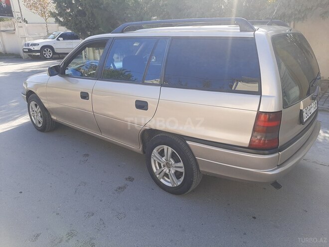 Opel Astra 1998, 228,000 km - 1.6 l - Bakı