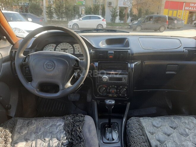Opel Astra 1998, 228,000 km - 1.6 l - Bakı
