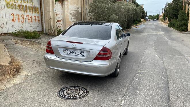 Mercedes E 260 2002, 270,761 km - 2.6 л - Bakı