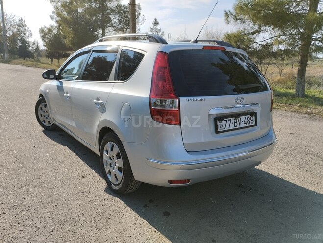 Hyundai i30 2008, 265,000 km - 1.6 l - Salyan