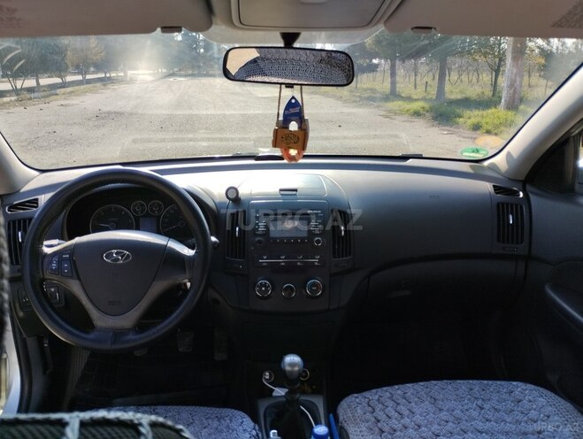 Hyundai i30 2008, 265,000 km - 1.6 l - Salyan