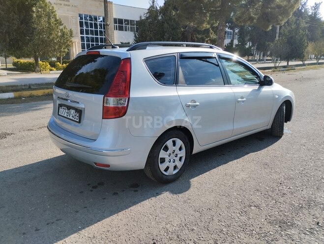 Hyundai i30 2008, 265,000 km - 1.6 l - Salyan