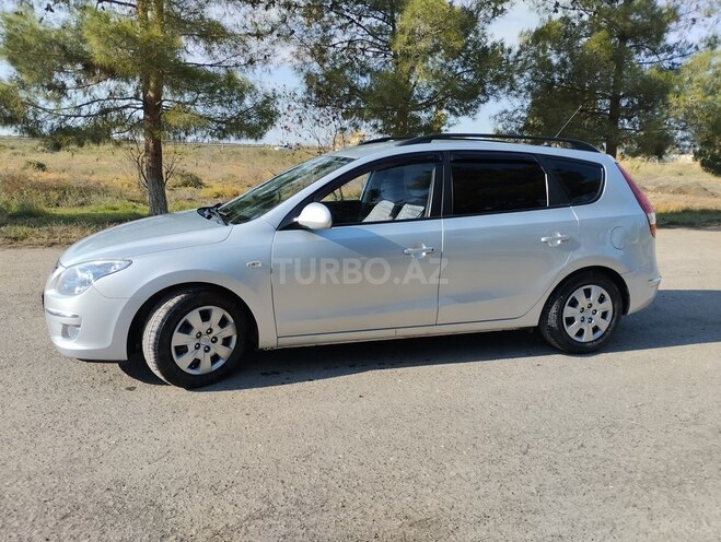 Hyundai i30 2008, 265,000 km - 1.6 l - Salyan