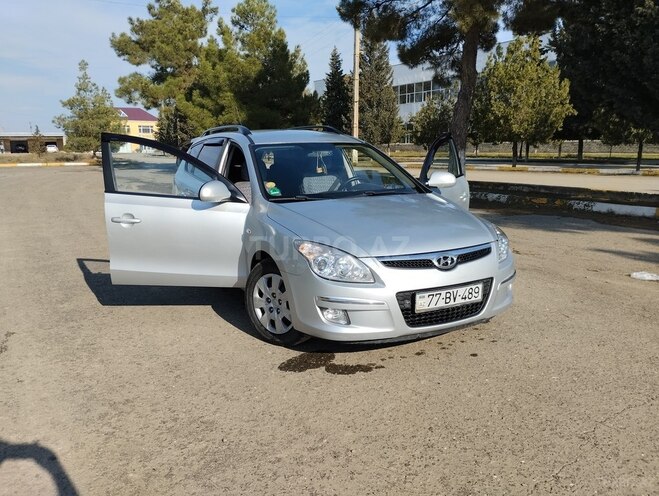 Hyundai i30 2008, 265,000 km - 1.6 l - Salyan