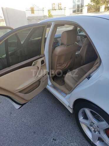 Mercedes E 240 2000, 379,000 km - 2.6 l - Bakı
