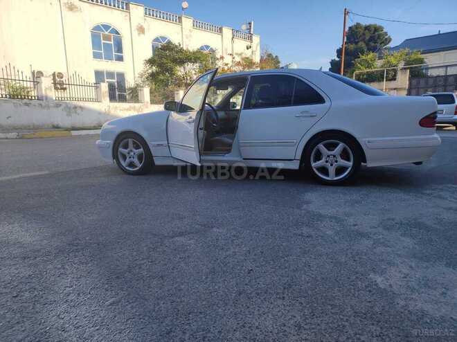 Mercedes E 240 2000, 379,000 km - 2.6 l - Bakı