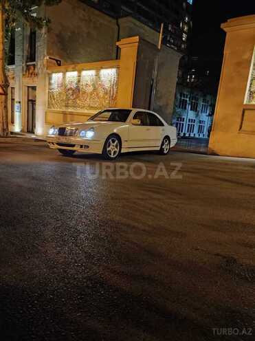 Mercedes E 240 2000, 379,000 km - 2.6 l - Bakı