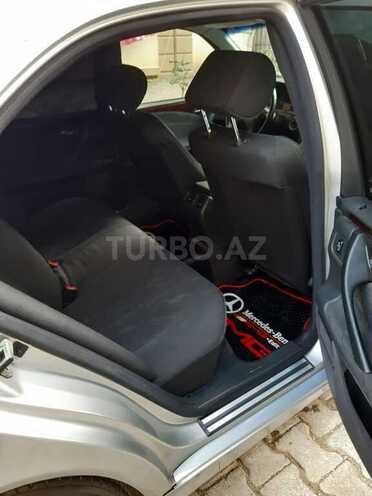 Mercedes E 220 1999, 250,780 km - 2.2 л - Xırdalan