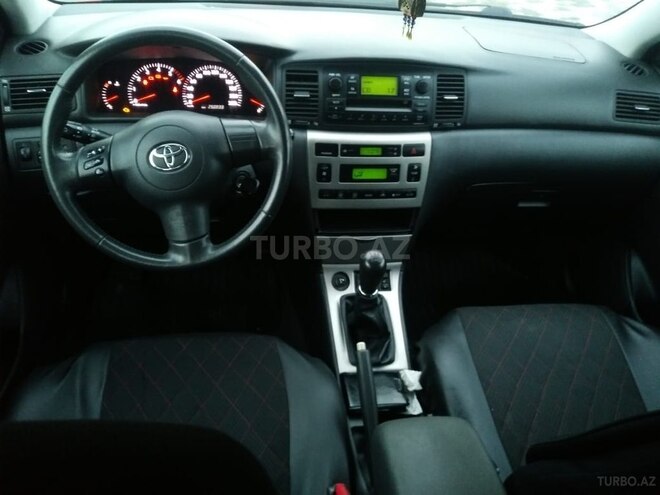 Toyota Corolla 2006, 235,000 km - 1.4 l - Bakı