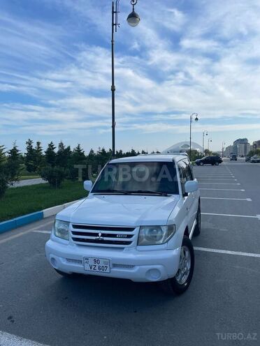 Mitsubishi Pajero io 2000, 284,000 km - 2.0 л - Sumqayıt