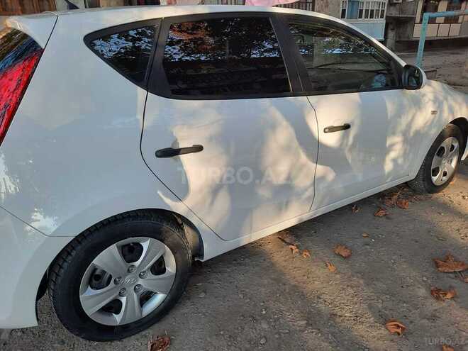 Hyundai i30 2009, 133,000 km - 1.4 l - Mingəçevir