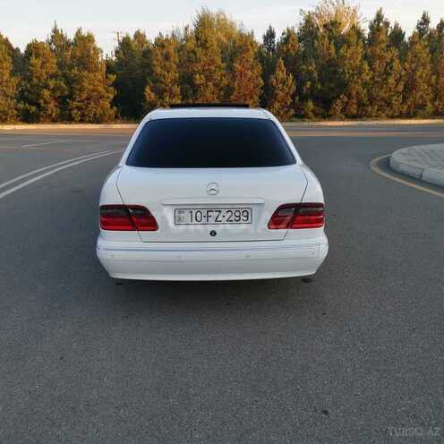 Mercedes E 320 2000, 313,000 km - 3.2 л - Ağdaş