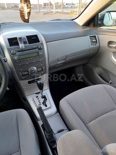 Toyota Corolla 2008, 195,000 km - 1.8 л - Bakı