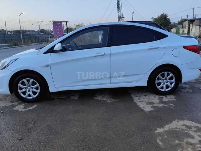 Hyundai Accent 2012, 235,000 km - 1.4 l - Bakı