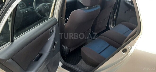 Toyota Corolla 2005, 221,800 km - 1.4 l - Bakı