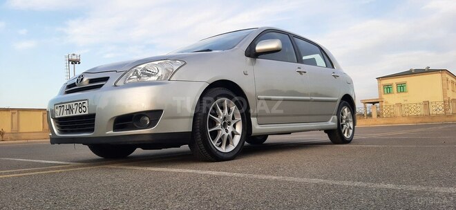 Toyota Corolla 2005, 221,800 km - 1.4 l - Bakı